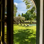 Pensjonat Le Domaine Des Oreades Uzès