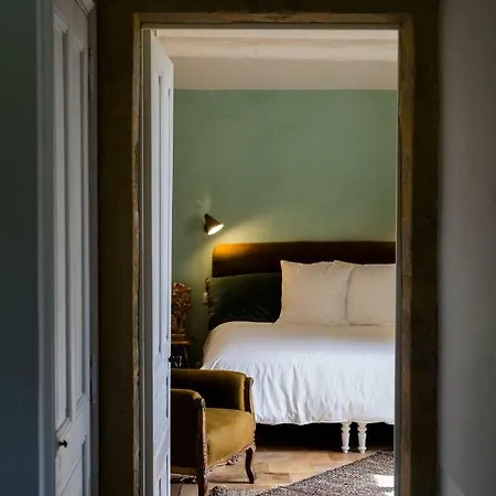 Le Domaine Des Oréades Maison d'hôtes 4*