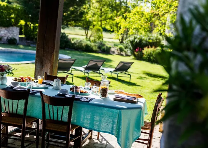Le Domaine Des Oreades 4*