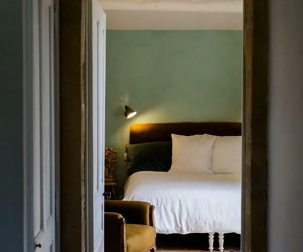 Le Domaine Des Oréades Maison d'hôtes 4*